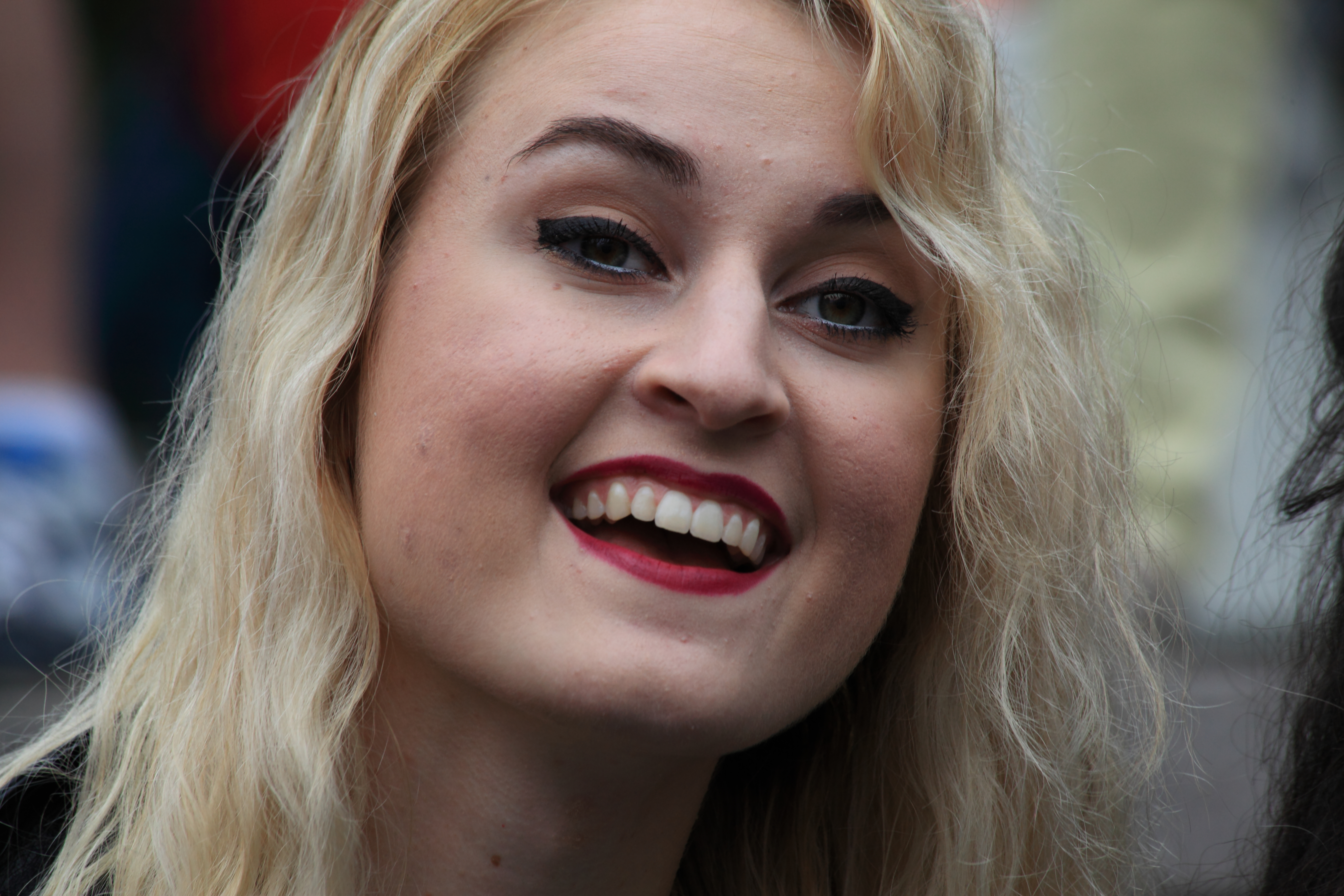 Miranda Miller. Hey Violet