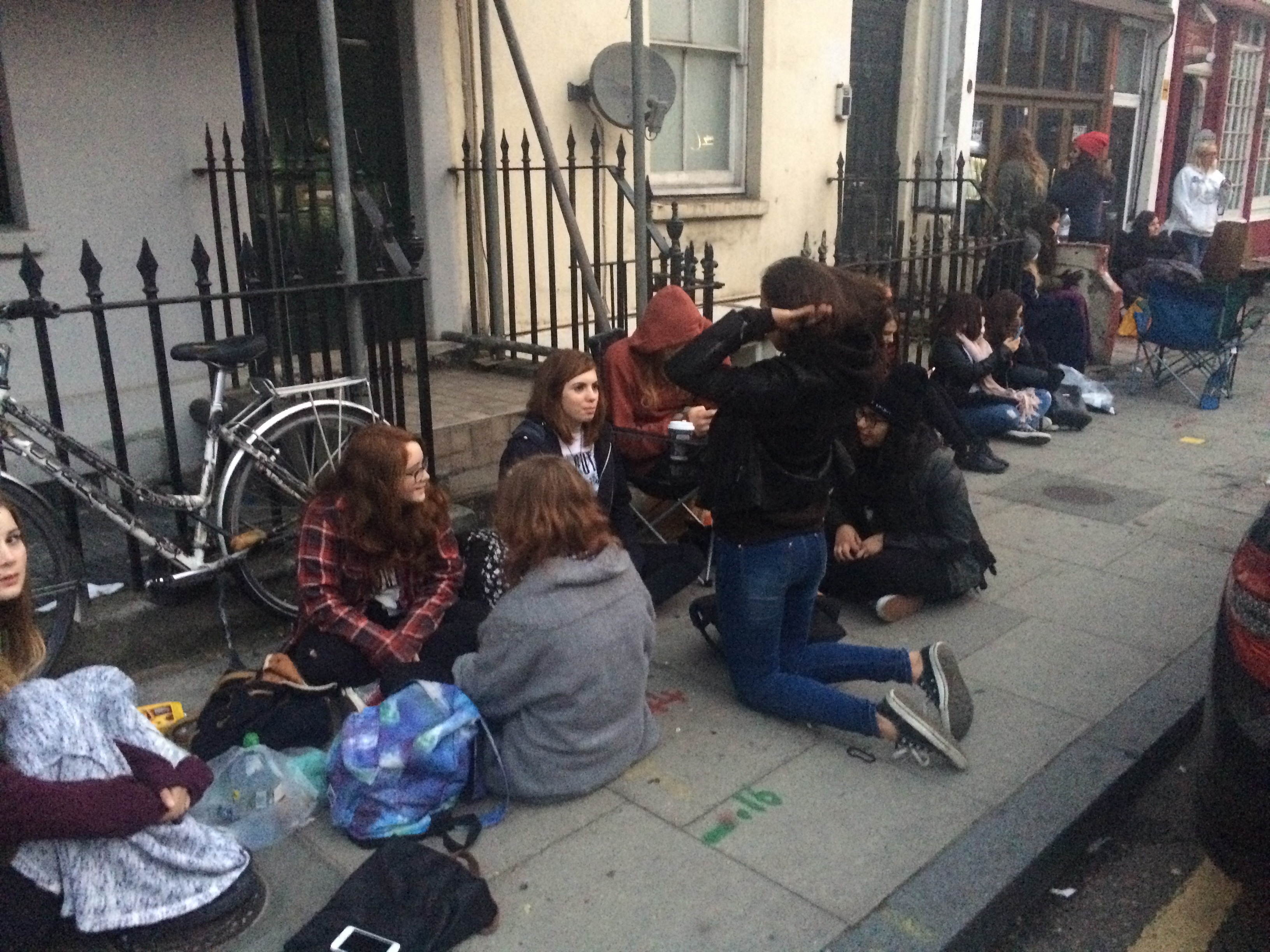 Queue Fall Out Boy Pop Up Shop London October 2015 to meet Pete Wentz