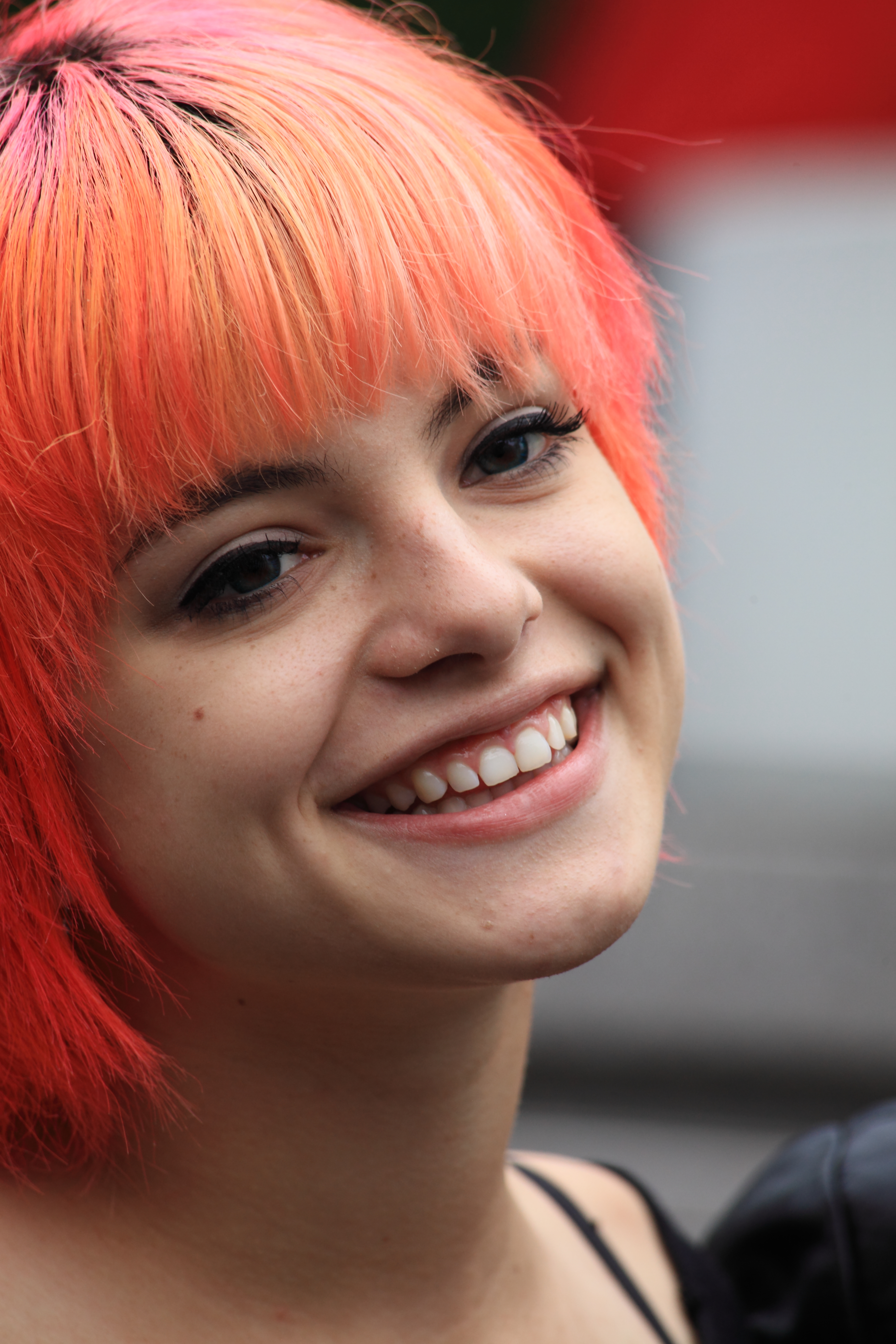 Nia Lovelis. Drummer Hey Violet