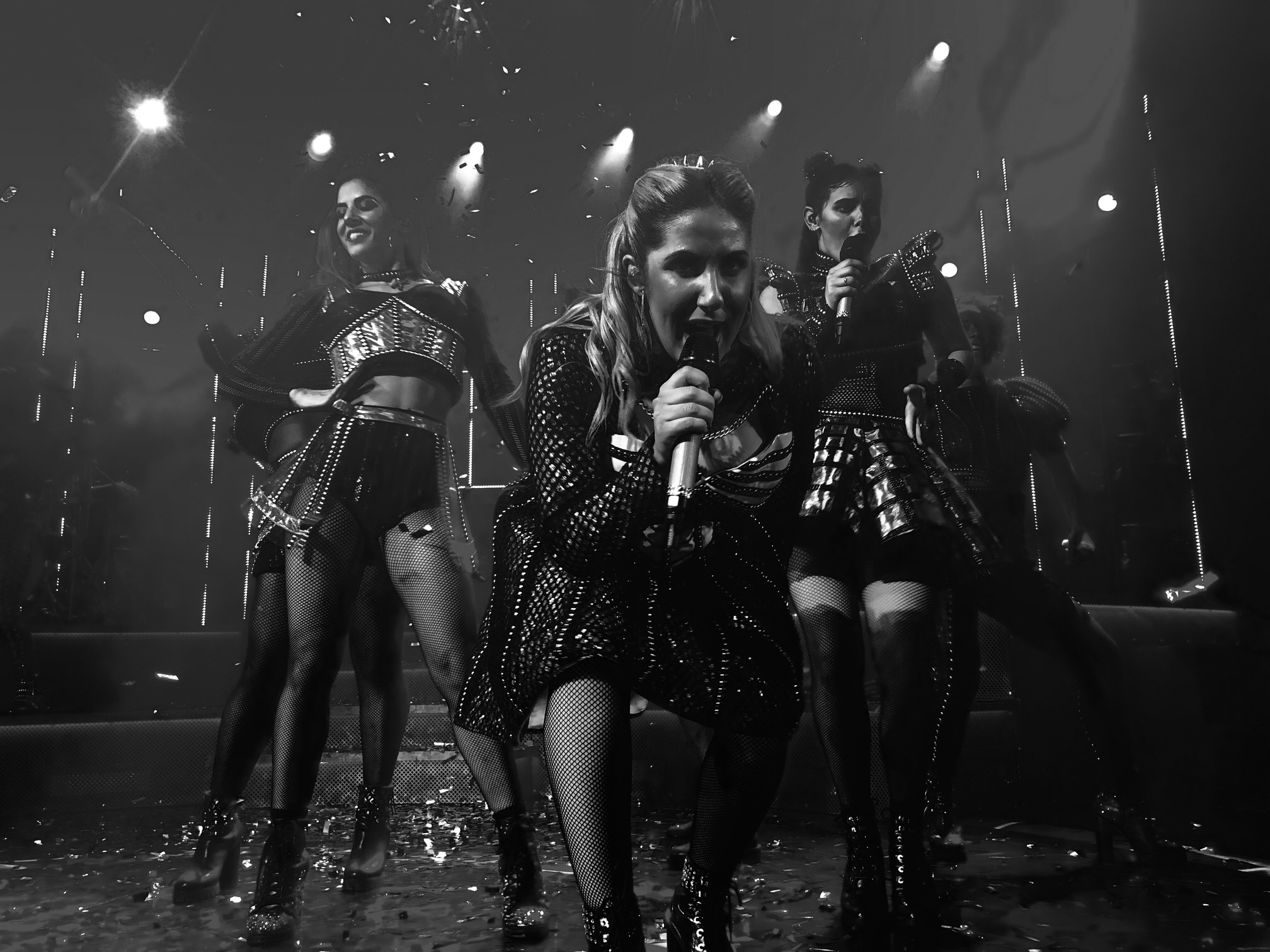 Natalie Paris and six